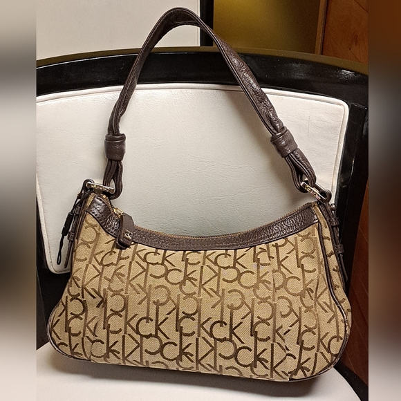 Calvin Klein Canvas & Leather Monogram Baguette Vintage Shoulder Bag GUC - Picture 2 of 16